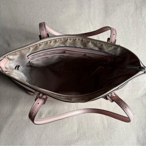 Michael Kors Tote Purse - Picture 5 of 7